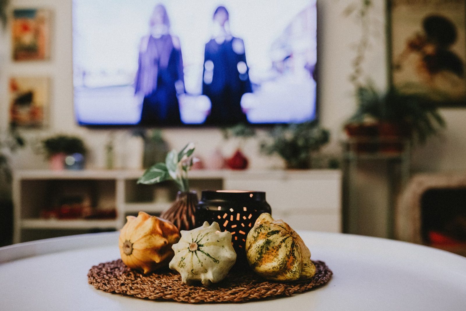 Watch Channel 5 in Ivory Coast on a TV screen